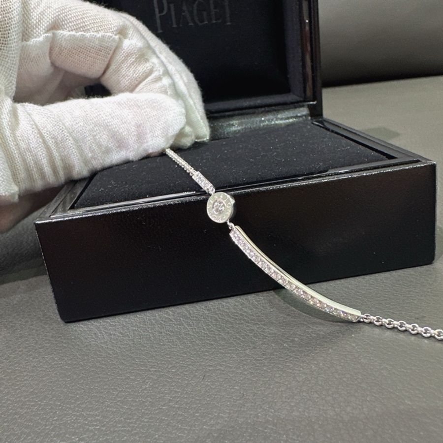 Piaget伯爵白金镶钻时来运转possession手链-4