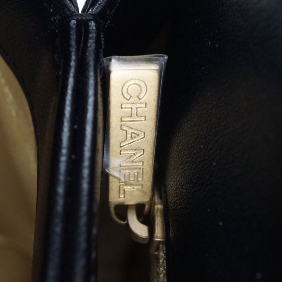 CHANEL 香奈兒 AS4973 黑色羊皮琺瑯扣口蓋包 斜背包 肩背包(晶片版)-19