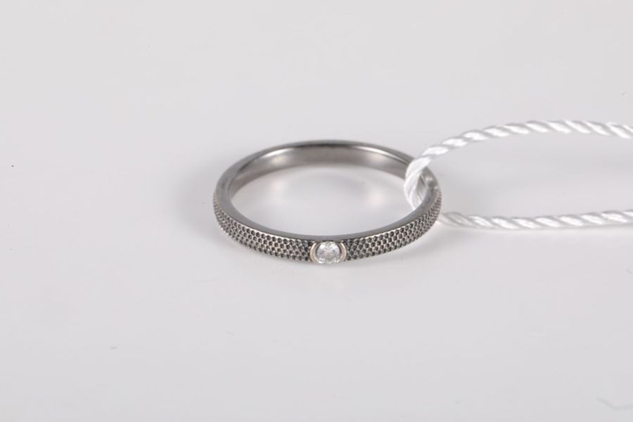 DE BEERS（戴比爾斯）18K白金 鑽石 窄版 單鑽戒指 51-3