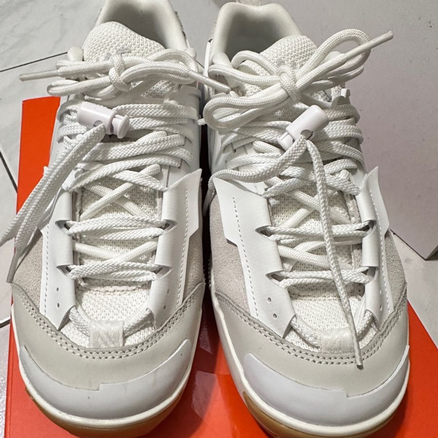 Nike Zegamadome x sacai 米白25.5 HQ8618-100-0