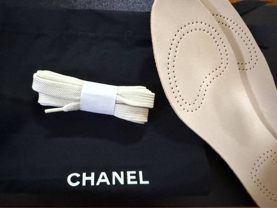 CHANEL 24P小白鞋-15