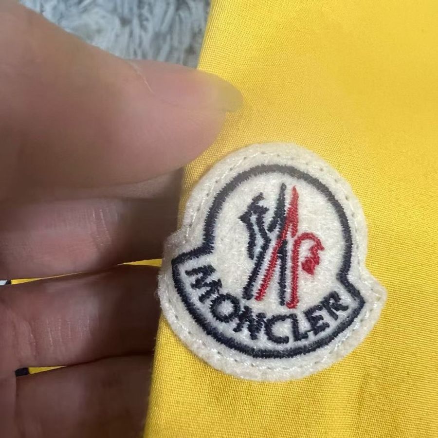 Moncler 外套-4