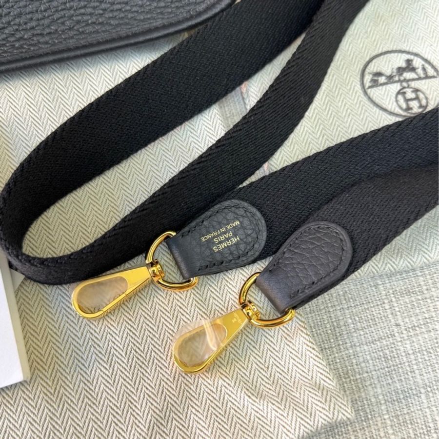 HERMES mini Lindy 2代黑金 全新全配 剛出專櫃K刻-7