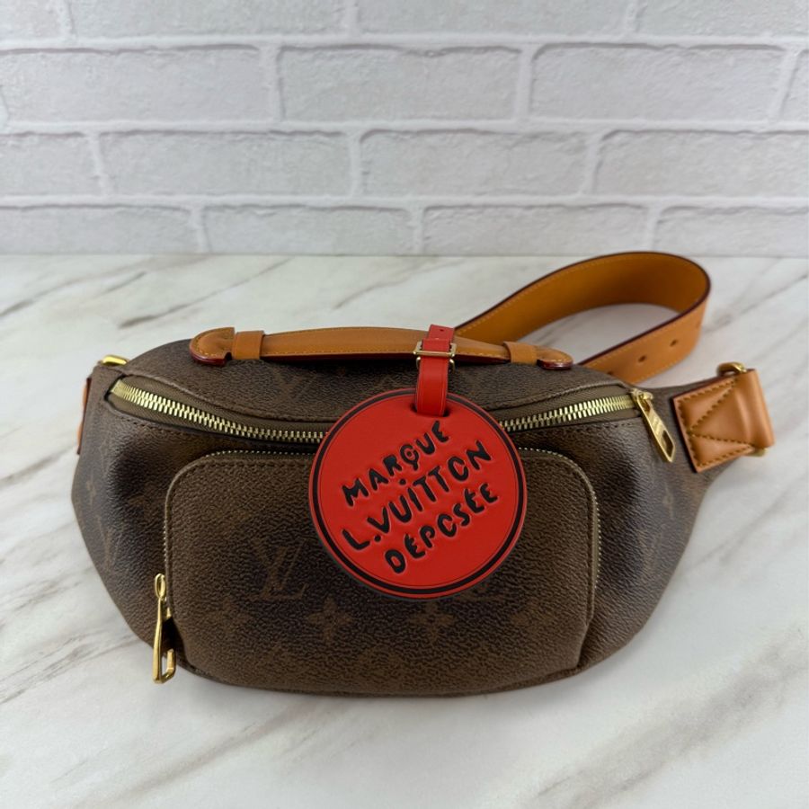 LOUIS VUITTON 路易威登 LV Rush 腰包/ 斜挎/ 胸前包-21