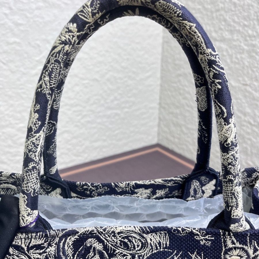 Dior迪奧 藍色動物園刺繡 中號托特 輕微使用感 22年-11