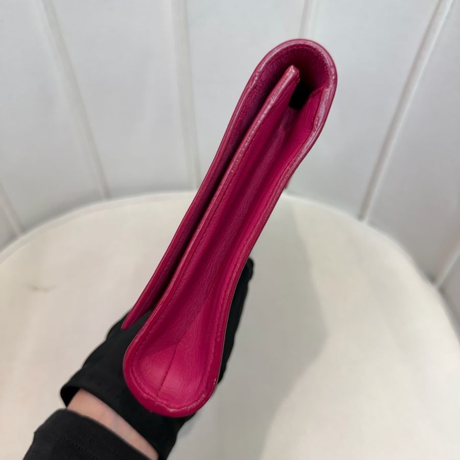YSL 粉紅色Y 字手包 XB681-6