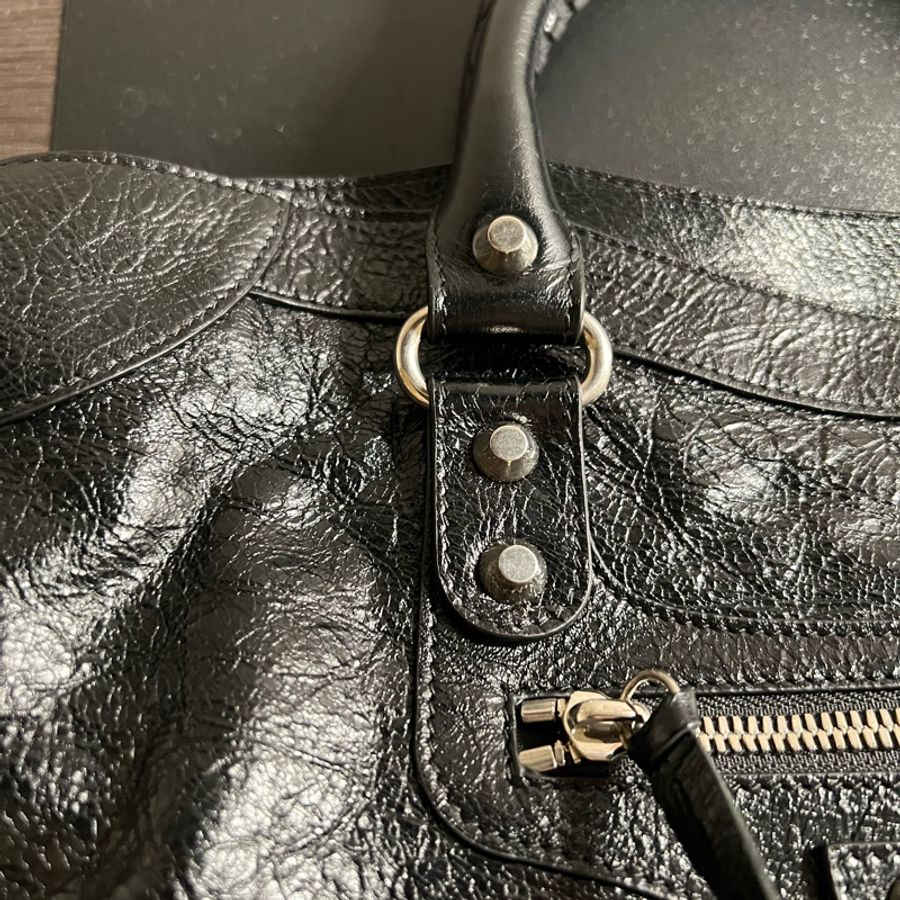 Balenciaga LE City Bag Medium-11