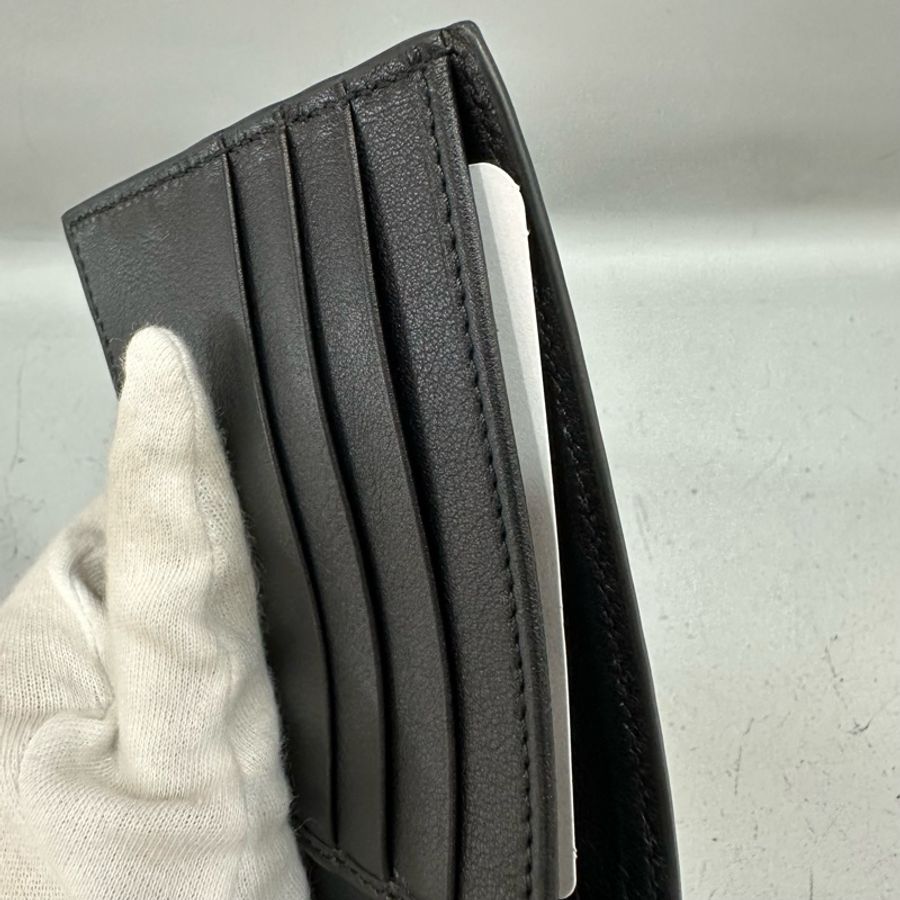 Gucci 260987 黑色牛皮壓紋GG短夾-12