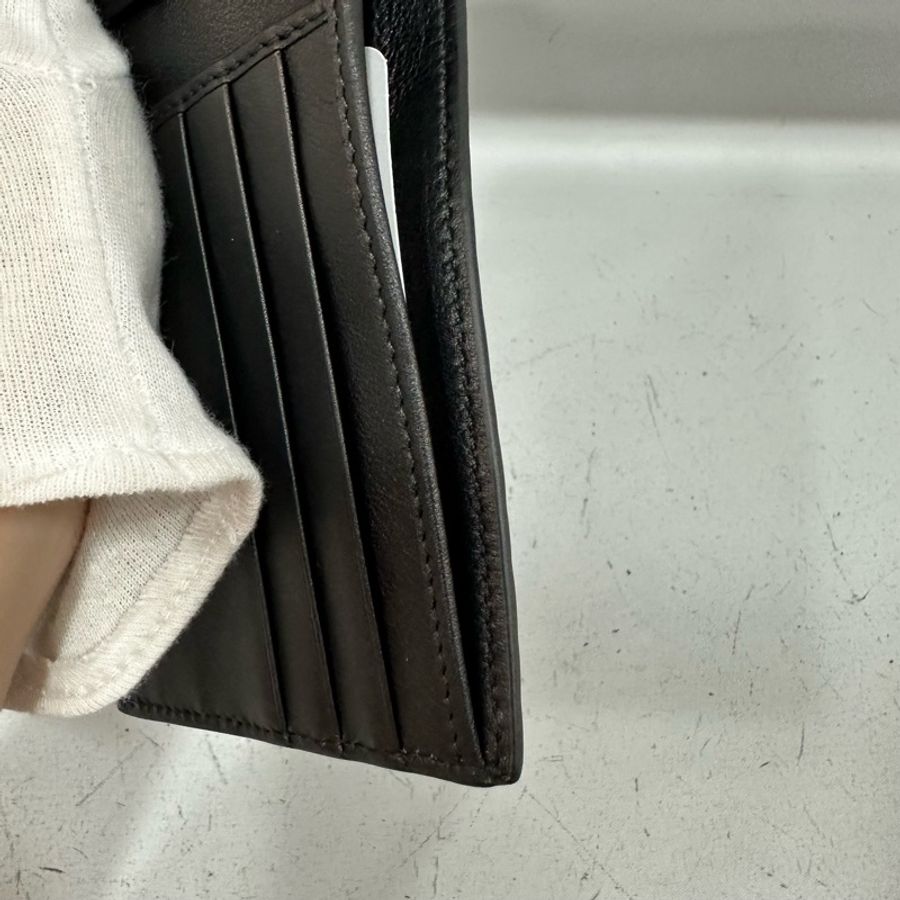 Gucci 260987 黑色牛皮壓紋GG短夾-15