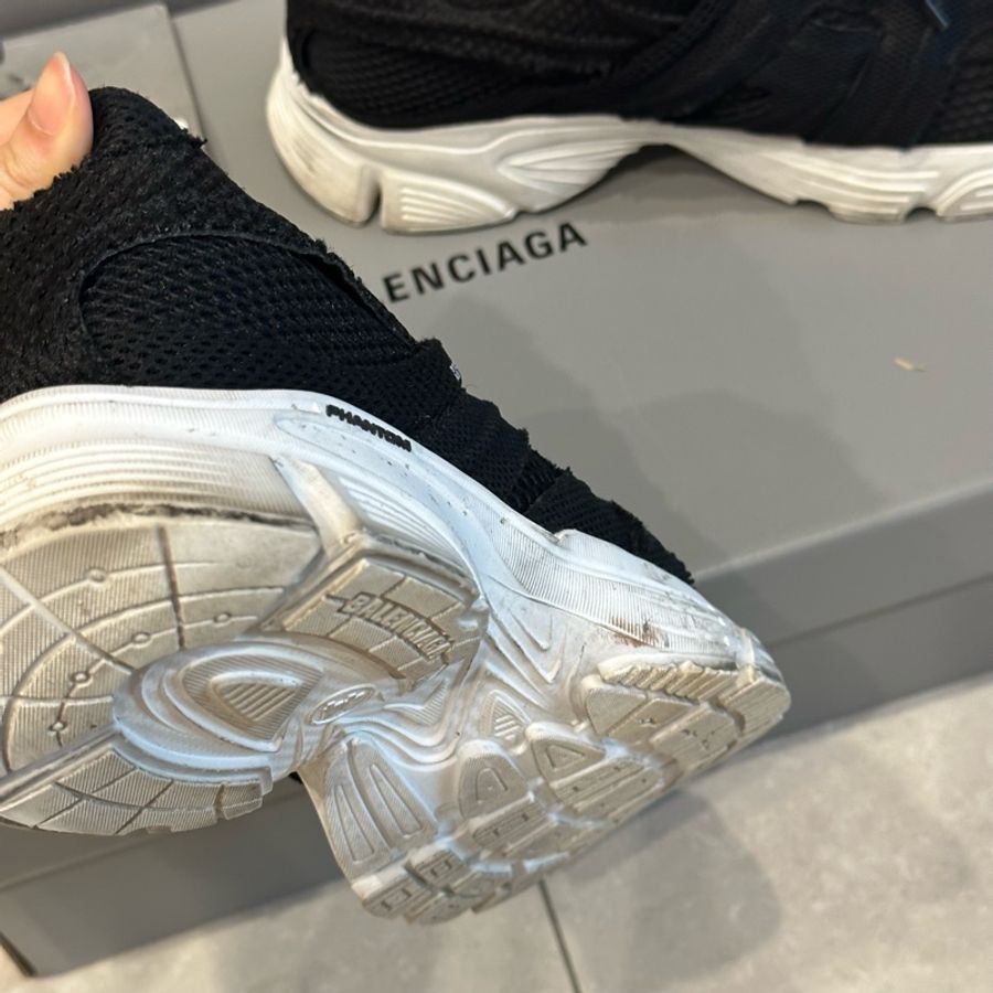 44碼全配25年台灣購入❤️ #balenciaga #運動鞋 #休閒鞋 #布鞋 #phantom-20