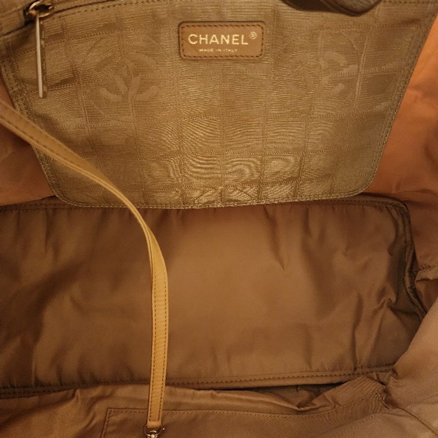 Chanel 特大機場拖特包-4