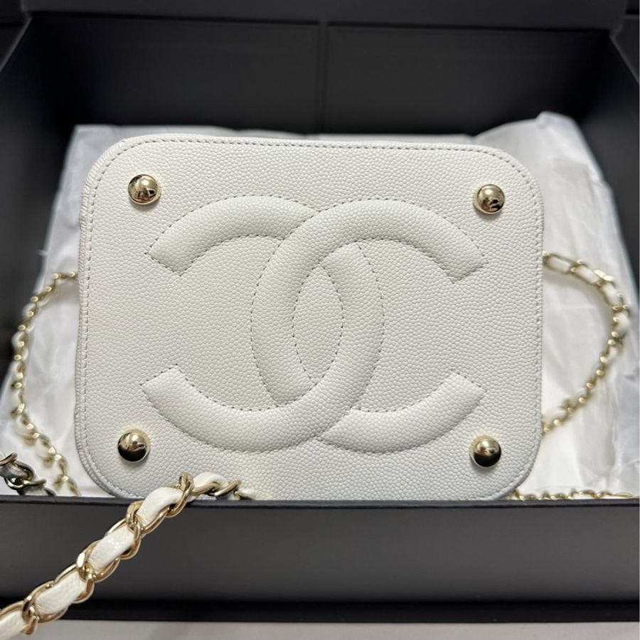 Chanel Caviar 白雪雪 盒子包-5
