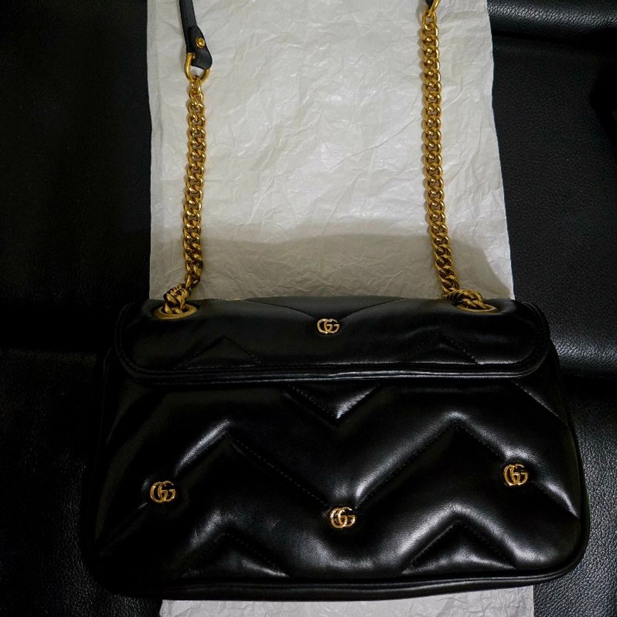 Gucci Marmont443497 AACPG 1000 雙G飾釘和扭紋粗花邊雙G裝飾 馬夢包 黑金-2