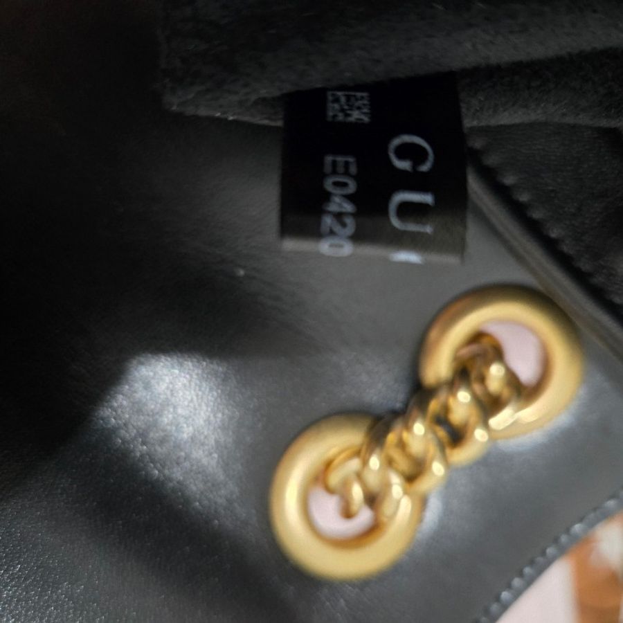 Gucci Marmont443497 AACPG 1000 雙G飾釘和扭紋粗花邊雙G裝飾 馬夢包 黑金-17