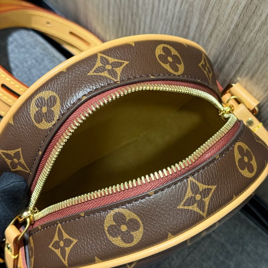 全新未使用 LV M45578 Boite Chapeau Souple PM 原花拉鍊圓餅包 斜背包-5