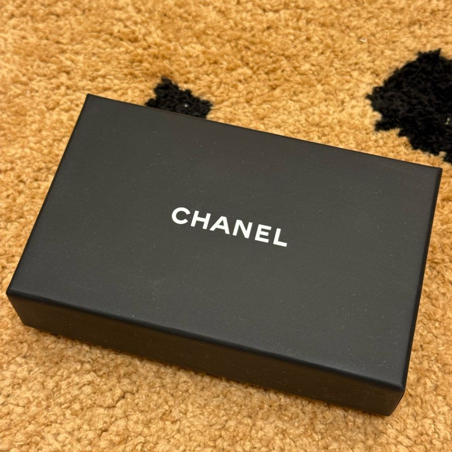 chanel經典黑金魚子醬cf零錢包 晶片保卡-2