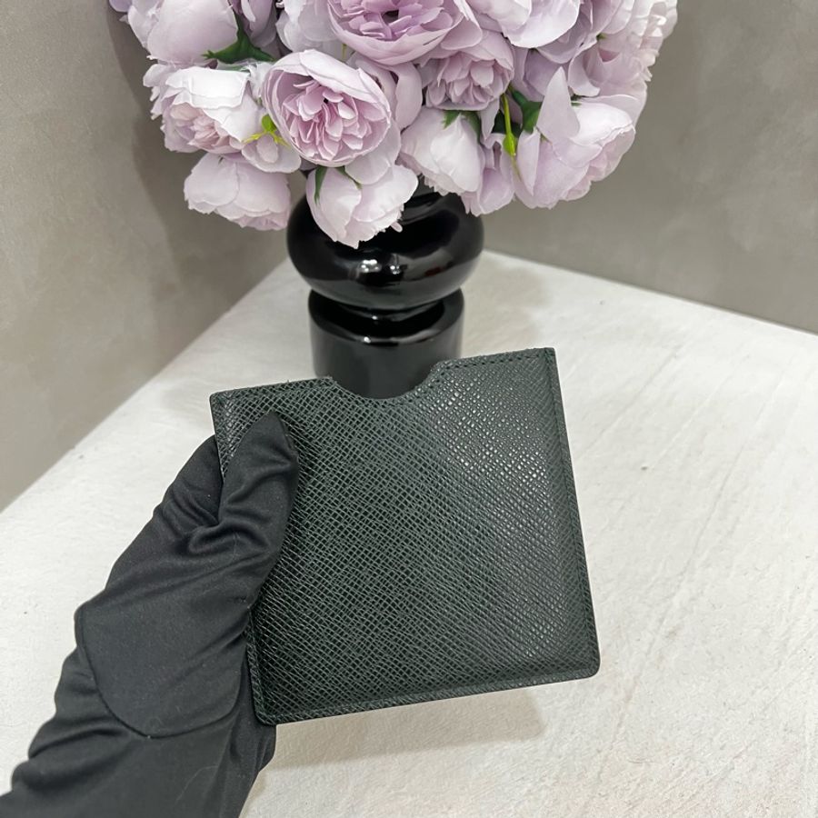 Louis Vuitton 粒面皮革卡夾-10