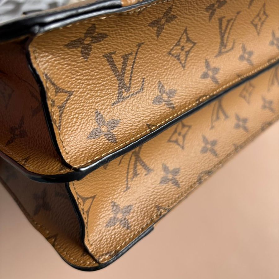 ::Louis Vuitton:: M43595 City Malle淺棕色花紋拼接黑色牛皮手提兩用包 斜背包-24