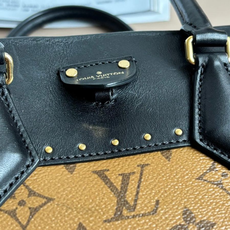 ::Louis Vuitton:: M43595 City Malle淺棕色花紋拼接黑色牛皮手提兩用包 斜背包-33