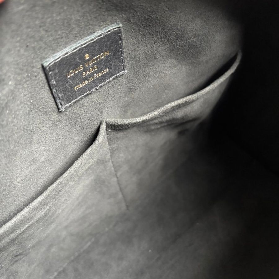::Louis Vuitton:: M43595 City Malle淺棕色花紋拼接黑色牛皮手提兩用包 斜背包-39