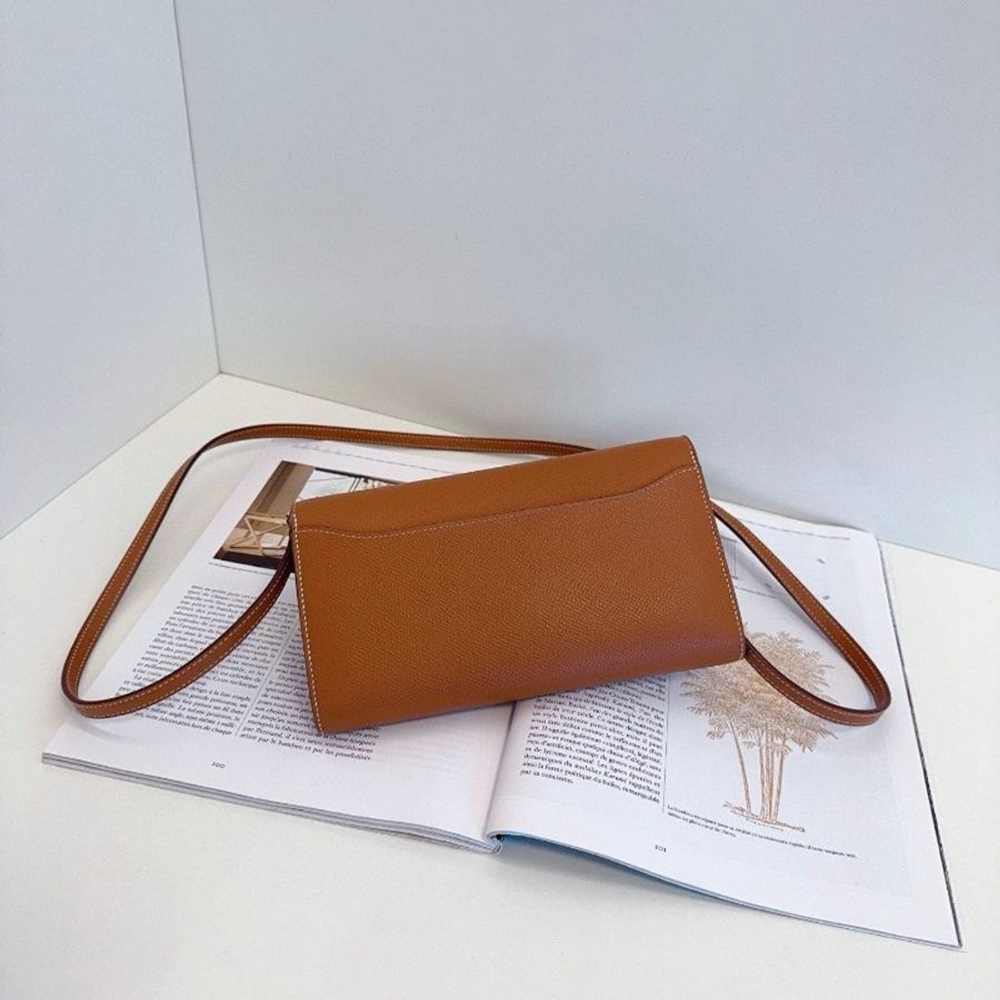 Hermes constance to go-8