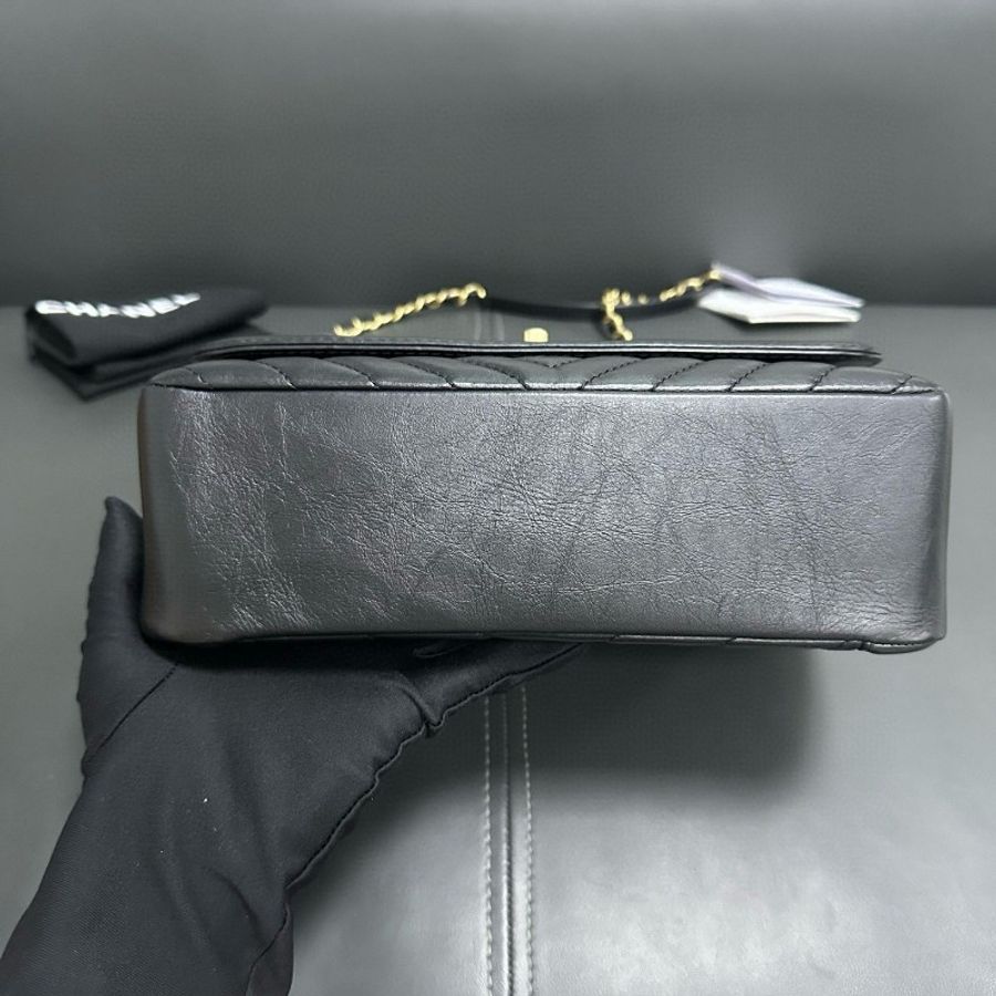 Chanel handle flap-12