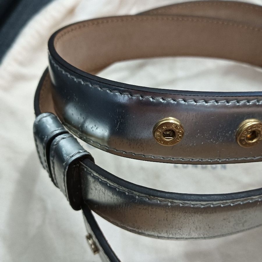Jimmy choo 的耀眼銀色皮帶,義大利製,質感超好-1