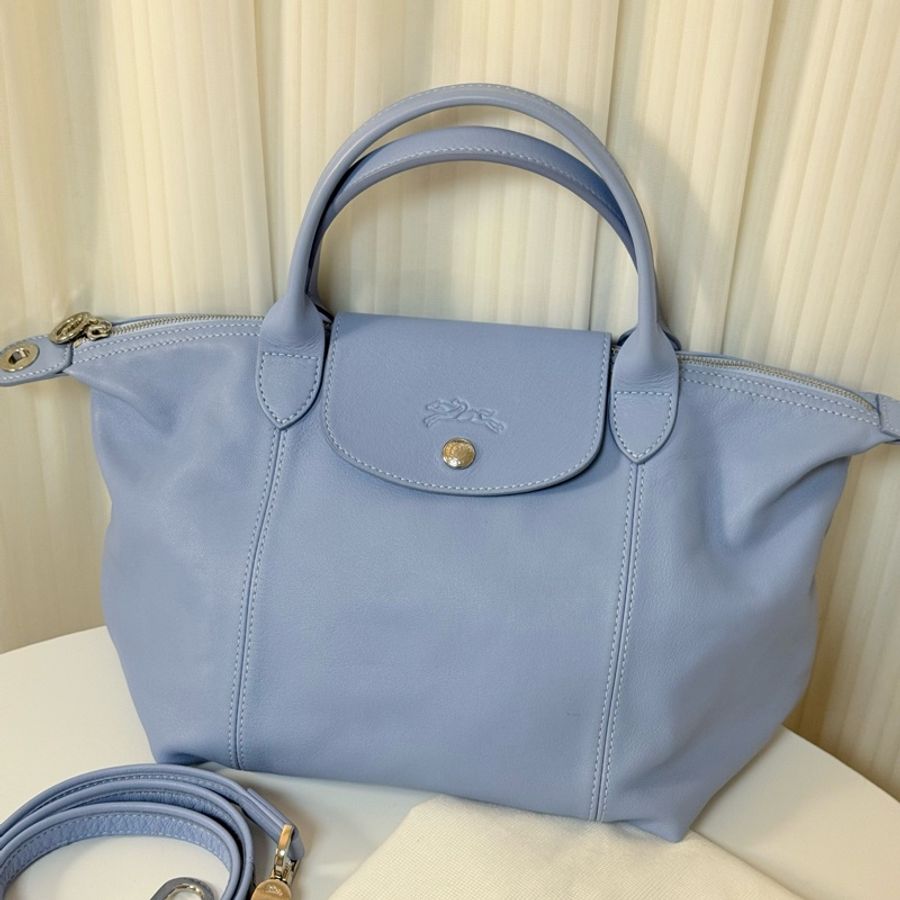✔️Longchamp Le Pliage Cuir 小羊皮摺疊包／小號水餃包／薄霧藍-3