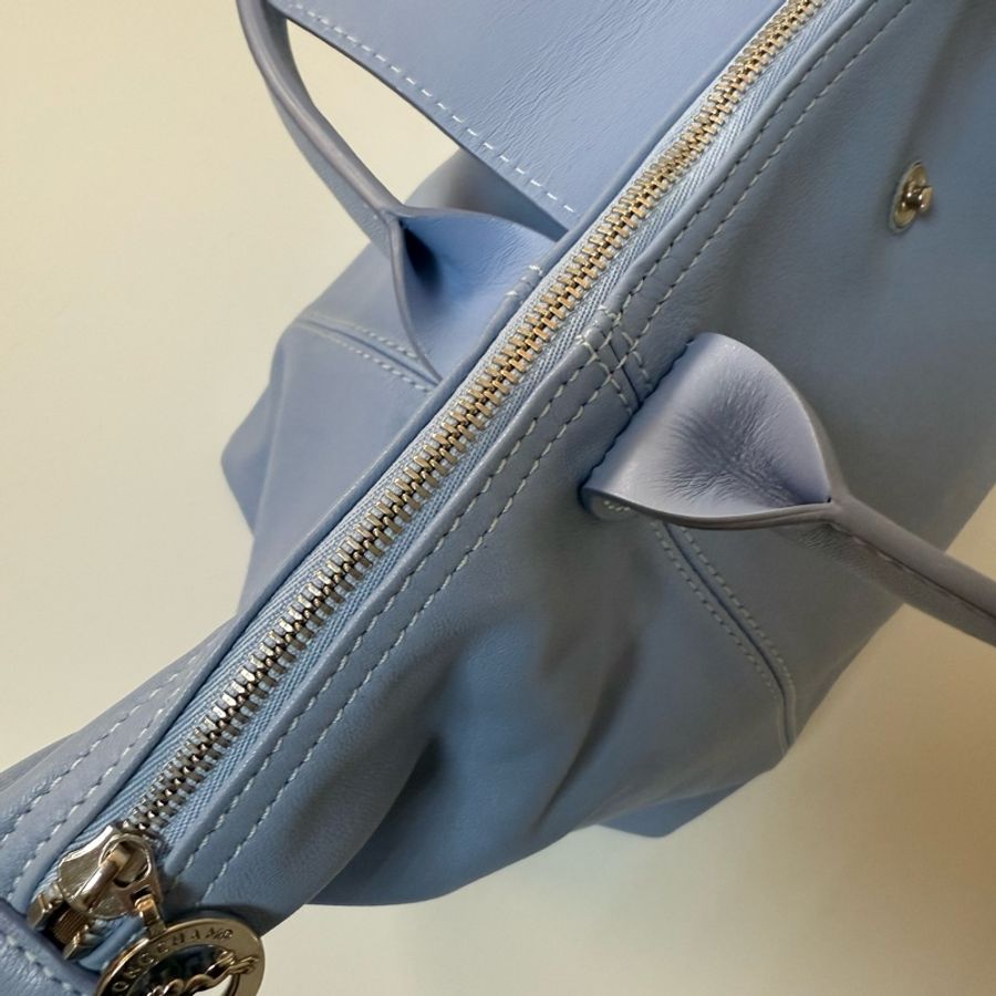 ✔️Longchamp Le Pliage Cuir 小羊皮摺疊包／小號水餃包／薄霧藍-18