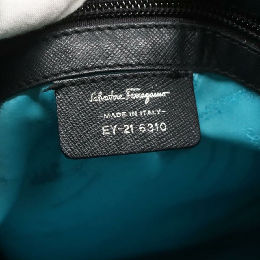【日本直送】Salvatore Ferragamo Gancini 手袋 皮革 黑色 銀色 正品 126582-11
