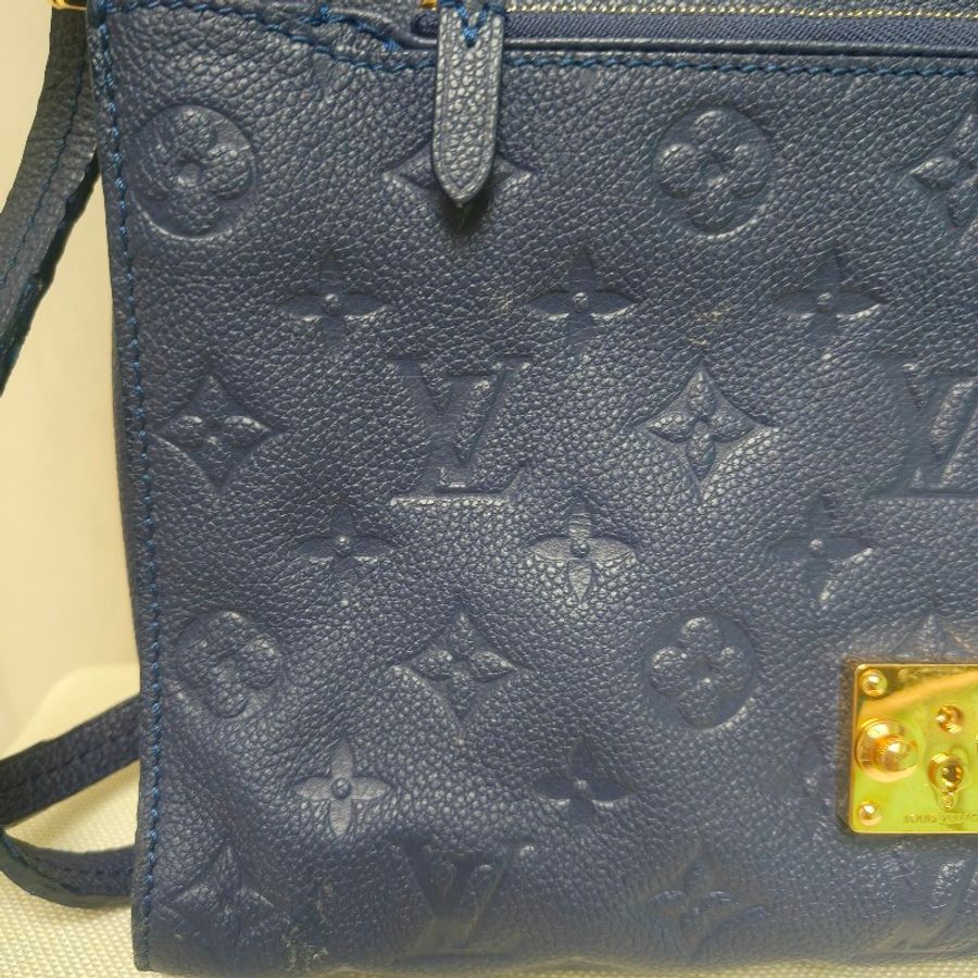 🌺暑期降價🌺快閃甜價只到7/19‼️㊣✨Louis Vuitton✨路易威登 LV 藍紫 壓紋 老花 壓釦 信封包 郵差包 肩背包/二手精品/二手包/保證正品🌳二手樹屋🌳-45