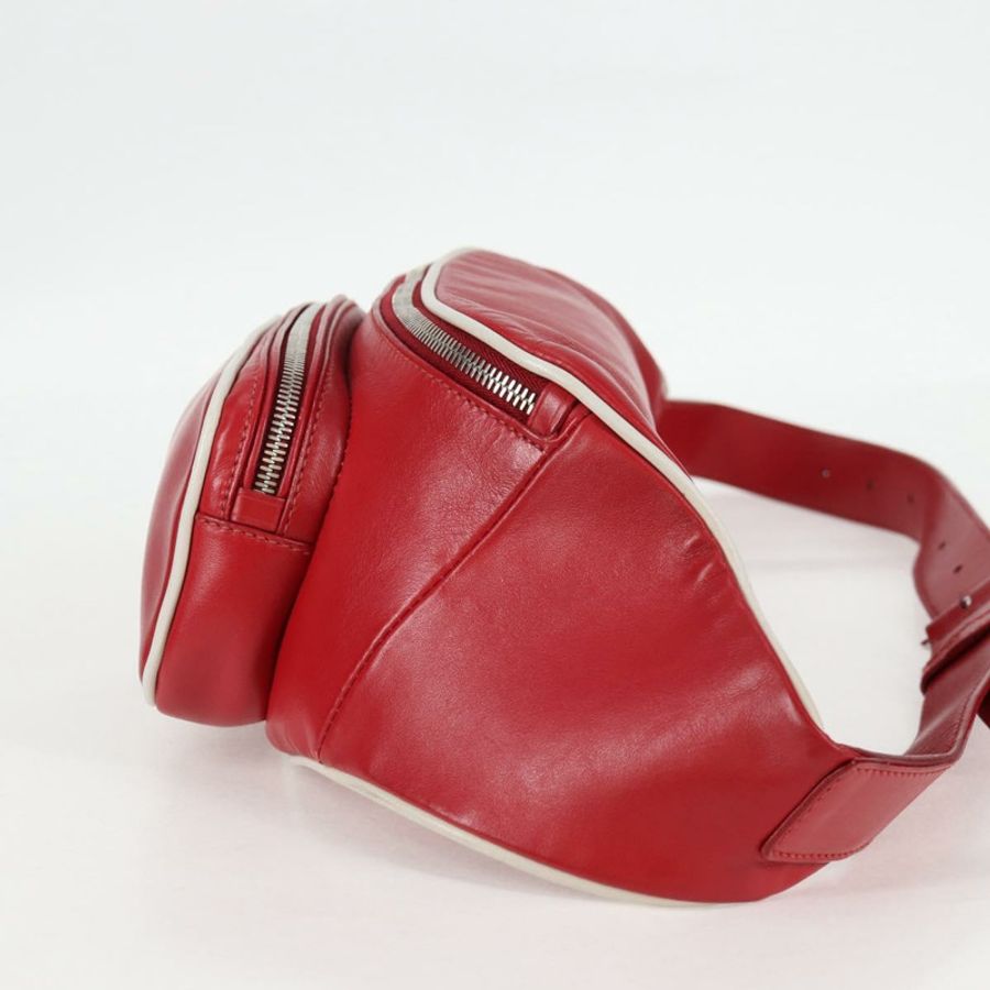 【日本直送】PRADA 銀色紅色皮革斜背包 正品 130229V-3