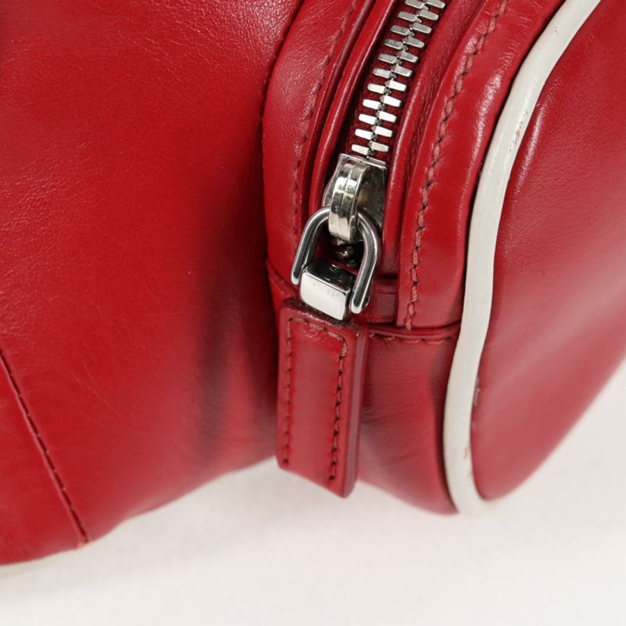 【日本直送】PRADA 銀色紅色皮革斜背包 正品 130229V-17