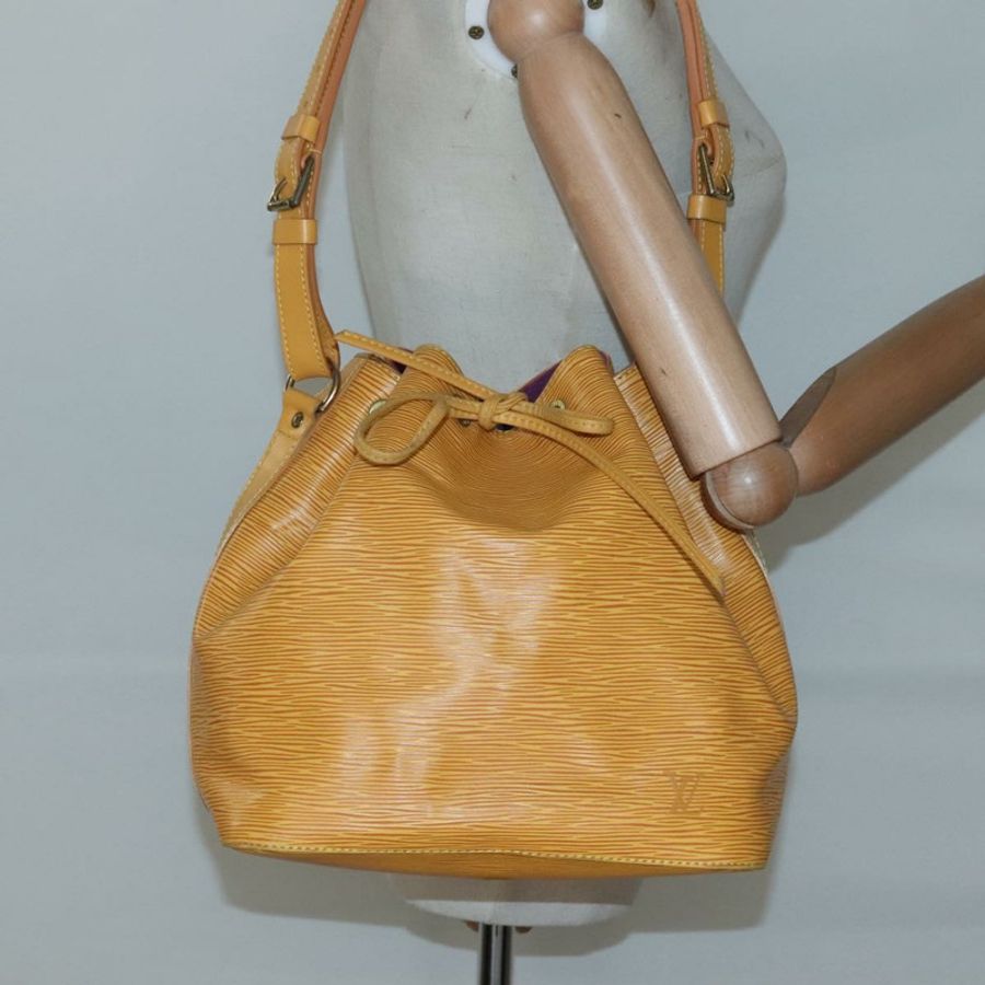【日本直送】路易威登 Epi Petit Noe 肩背包 黃色 M44109 LV 正品 133115-19