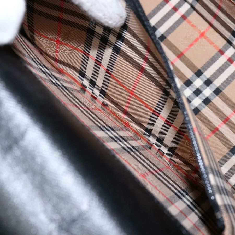 【日本直送】Burberrys 手提包 皮革 黑色 金色 正品 134000-19