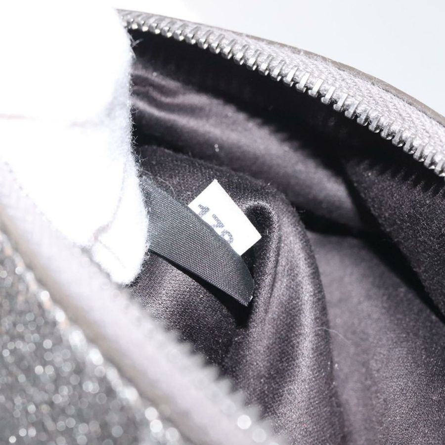 【日本直送】Miu Miu 皮革手拿包 銀色 正品 BA3607-11