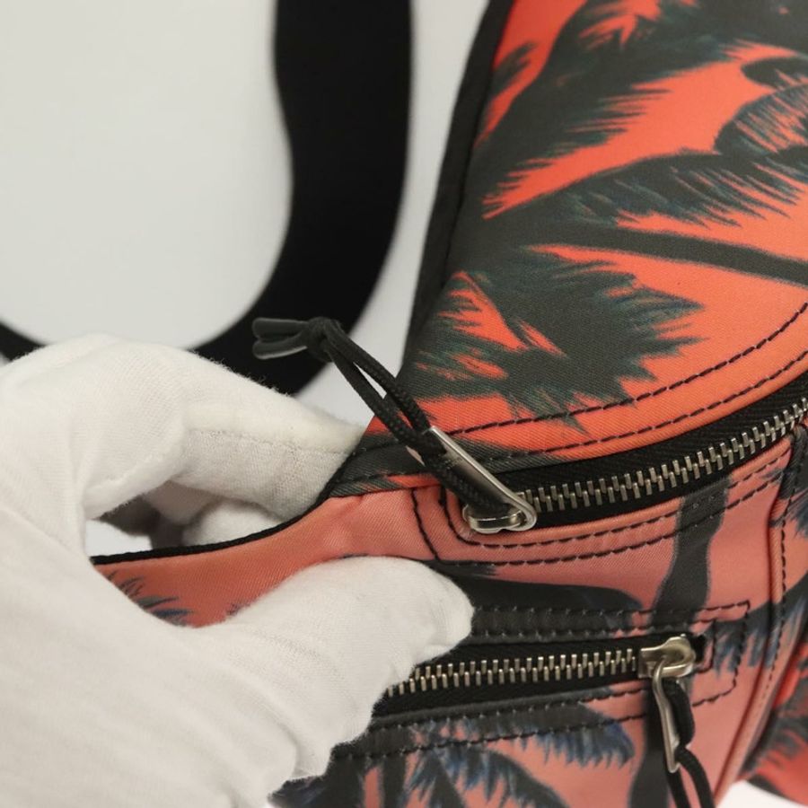 【日本直送】SAINT LAURENT 尼龍粉紅銀色斜背包 Auth bs27374-18