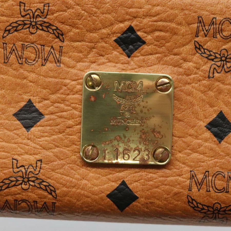 【日本直送】MCM Logoogram Vicetos 手拿包 PVC 皮革 棕色 金色 正品 BA4160-11