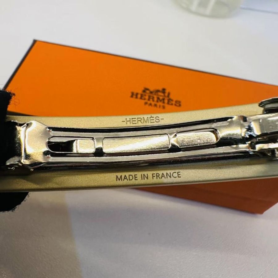 Hermes Clou Medor PM hair Clip 髮夾 法國原產 熱門愛馬仕配貨 稀有金色 帶盒全套 送禮首選-4