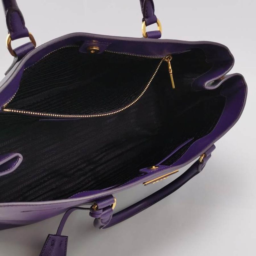 Prada Galleria 大號 牛皮 純色 三角標誌 手提包-6