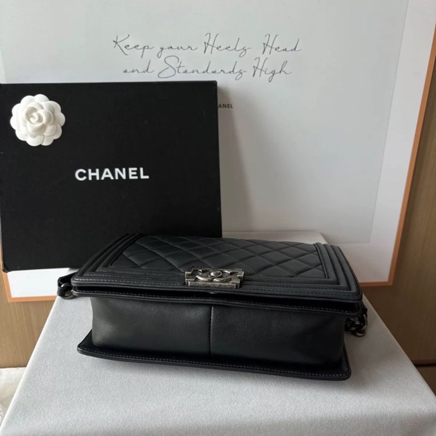 全網最低價😍Chanel黑銀中大號牛皮leboy鏈條單肩斜挎包-8