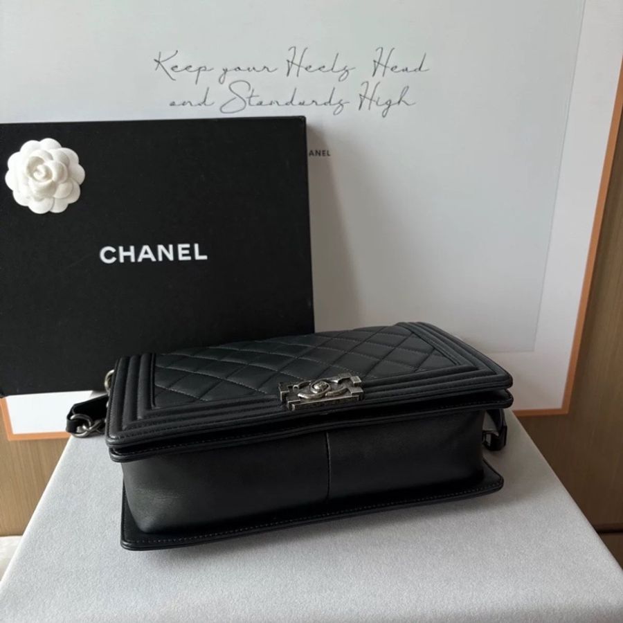 全網最低價😍Chanel黑銀中大號牛皮leboy鏈條單肩斜挎包-9