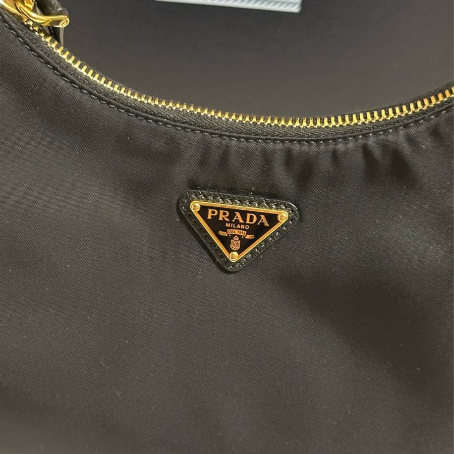 PRADA Hobo 三合一包-1