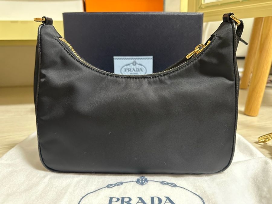 PRADA Hobo 三合一包-2