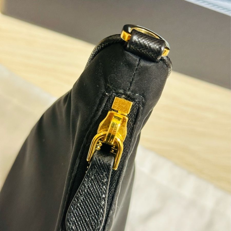 PRADA Hobo 三合一包-9