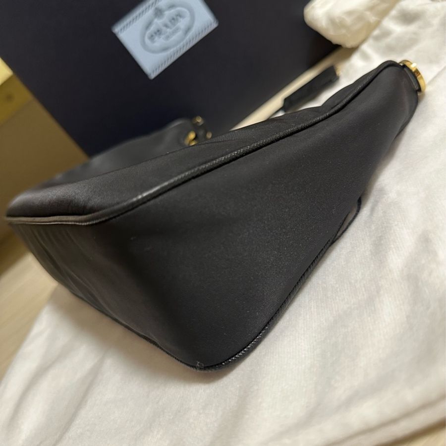 PRADA Hobo 三合一包-11
