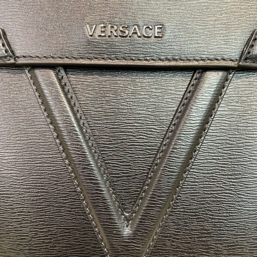 Versace 范思哲黑色牛皮手包 XA531-26
