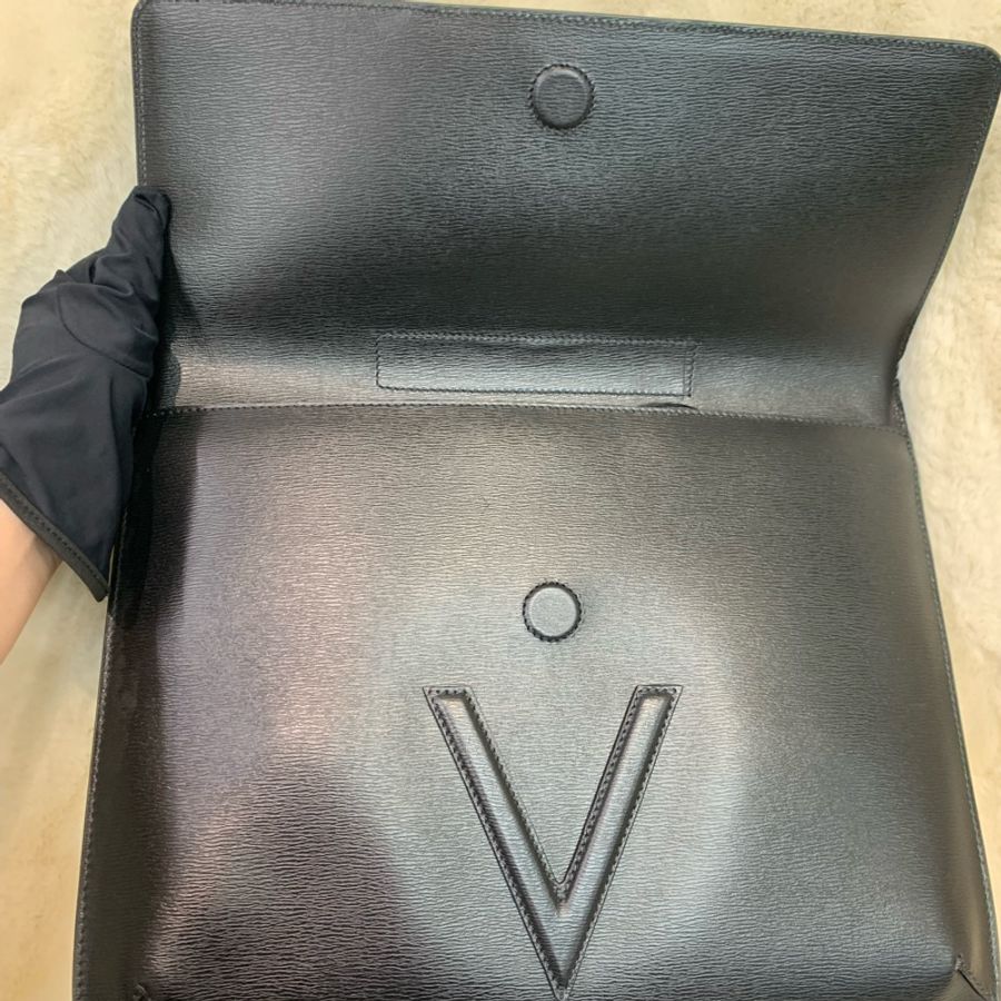 Versace 范思哲黑色牛皮手包 XA531-27