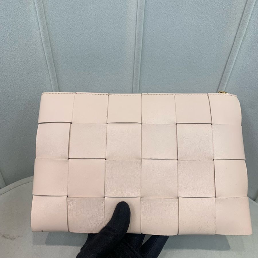 BV 寶緹嘉 粉紅色羊皮金色拉鏈手包 XB036-2