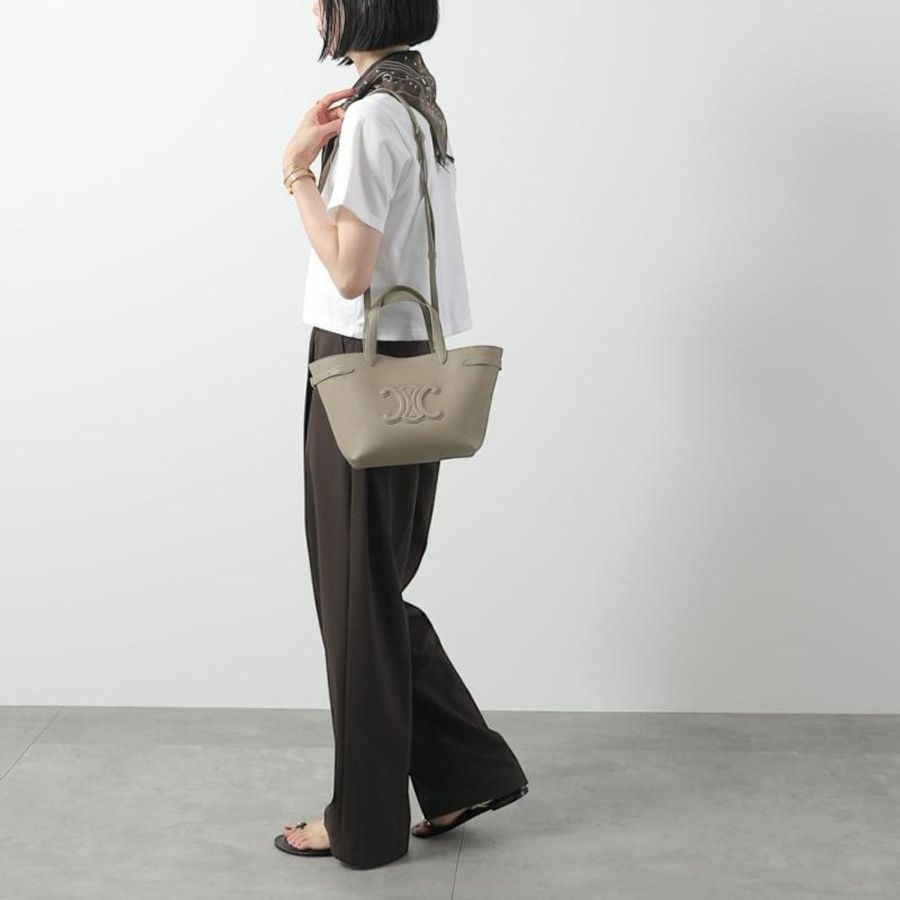 🎉新品好折扣✨Celine 121743 Mini Cabas Anais Cui 粒面皮革托特包 太妃糖灰色-3